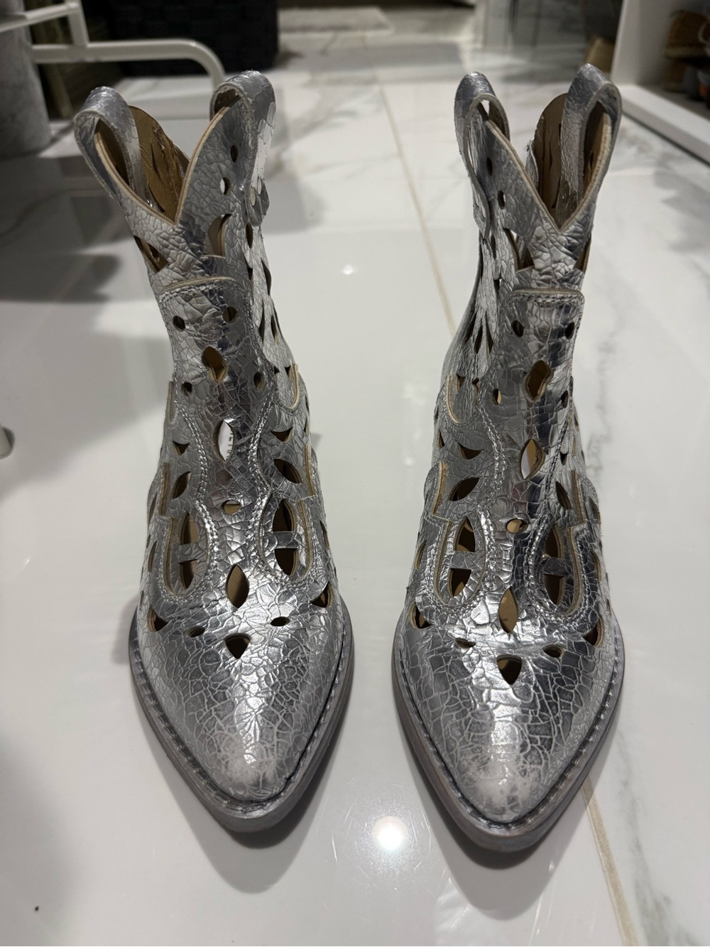 Steve Madden Albany Metallic Silver Leather Cutout Cowboy Western Boots - Size35